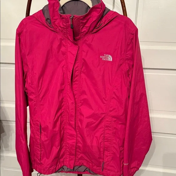 The North Face Fuchsia Hooded Jacket - Picture 1 of 7